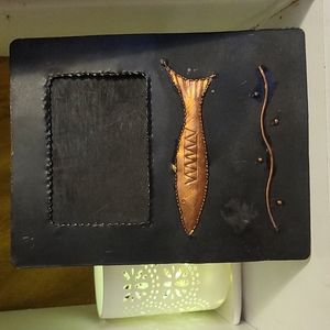 Purrfect photo frame to display your 😺